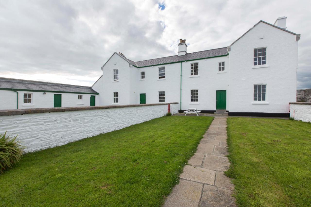 Galley Head Lightkeeper'S Houses Donoure Eksteriør bilde