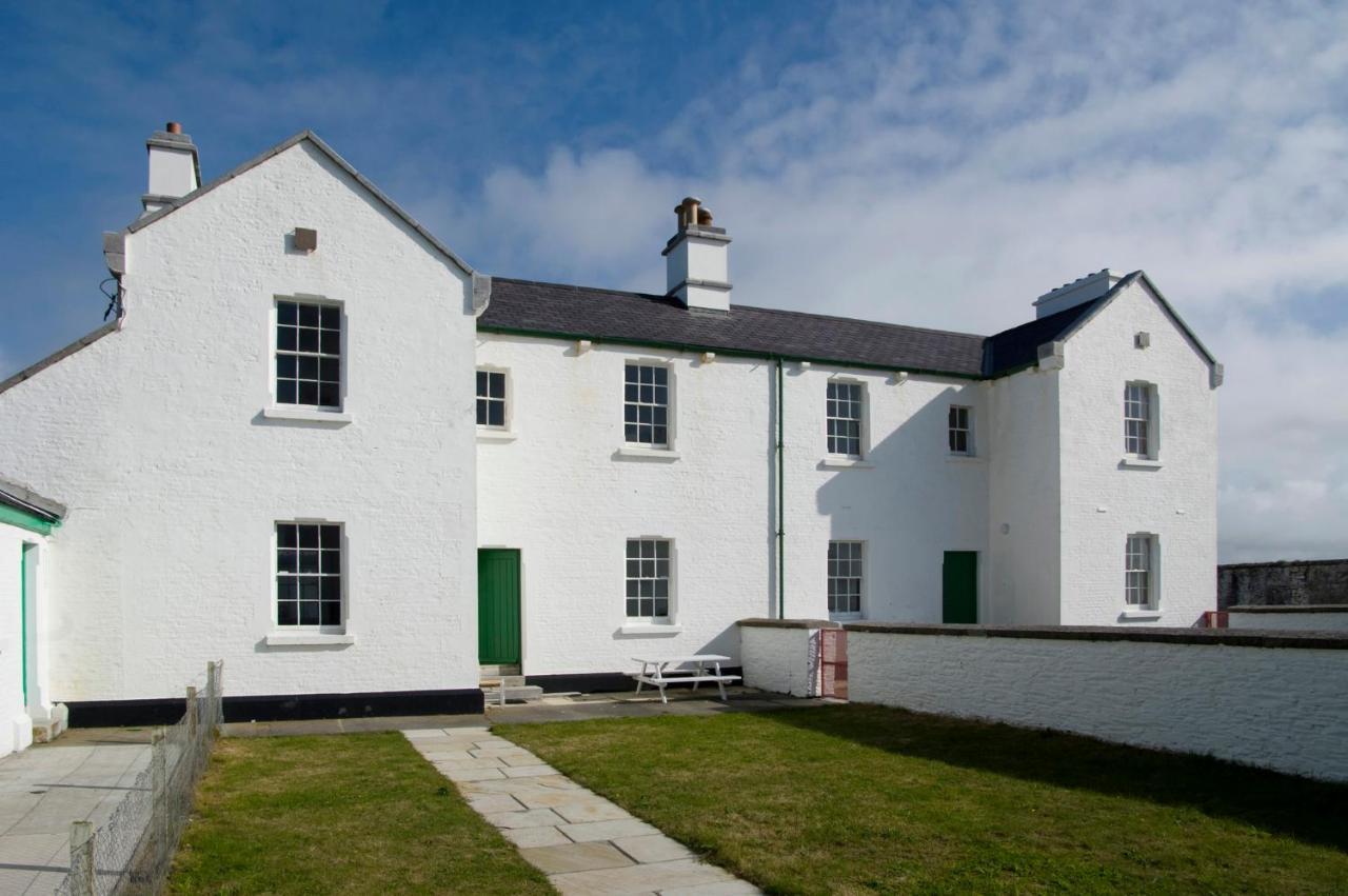 Galley Head Lightkeeper'S Houses Donoure Eksteriør bilde
